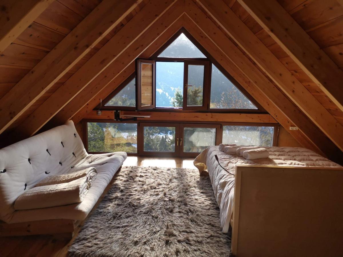 Chalet In The Forest Kalavryta Exteriör bild