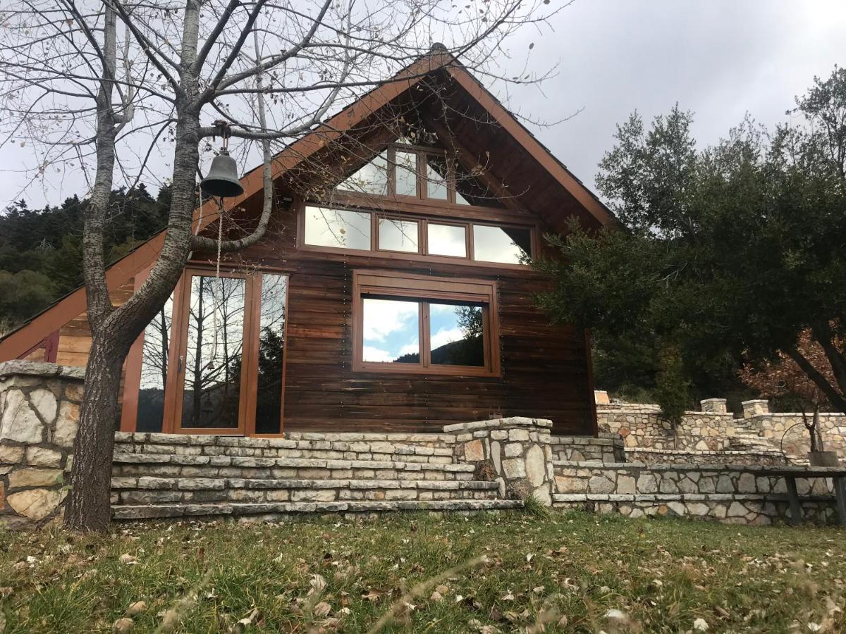 Chalet In The Forest Kalavryta Exteriör bild